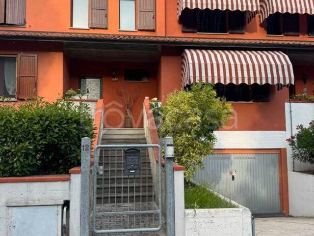Villa a schiera in vendita a Monte San Pietro via Altiero Spinelli, Monte San Giovanni