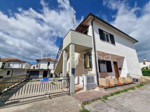 Villa a schiera in vendita a Narni via Pianetta, Narni Scalo