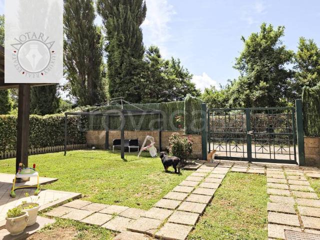 Villa singola in vendita a Nepi viale Giuseppe Verdi, 34