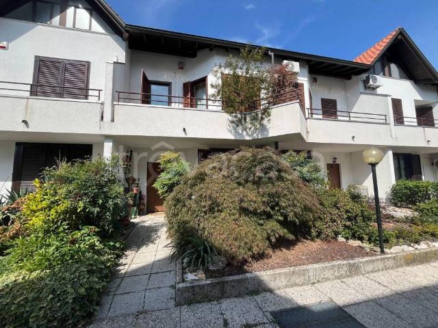 Villa a schiera in vendita a Busto Arsizio, Santissimi Apostoli