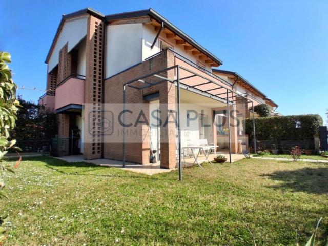 Villa a schiera in vendita a Bassano del Grappa