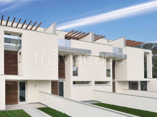 Villa a schiera in vendita a Bassano del Grappa via Urania