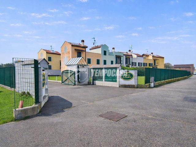 Villa a schiera in vendita a Biandrate
