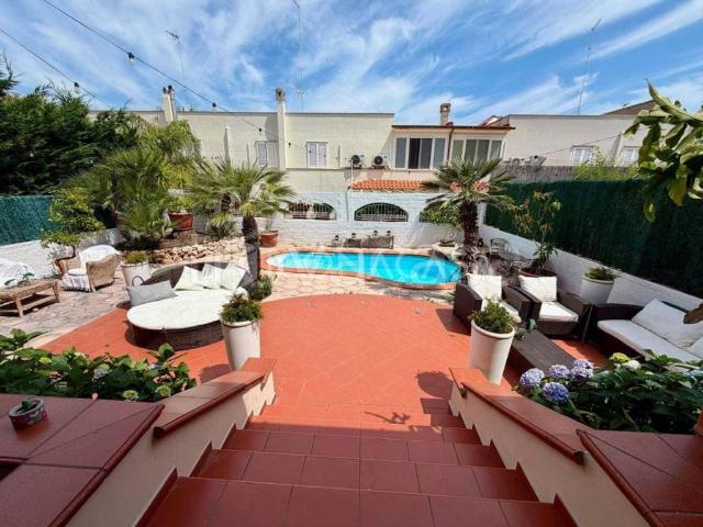Villa a schiera in vendita a Bisceglie viale Ponte Lama
