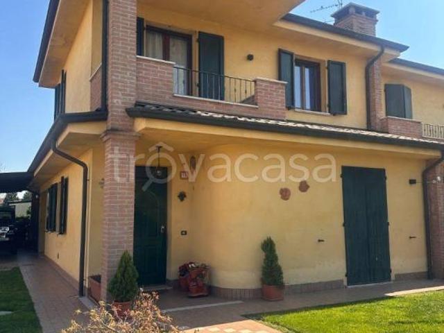 Villa a schiera in vendita a Borgo Mantovano via Giorgio Perlasca, 18