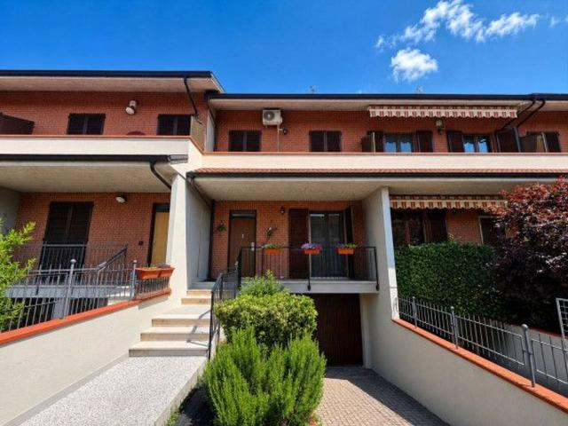 Villa a schiera in vendita a Borgo San Martino