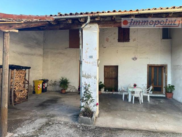Villa a schiera in vendita a Cusinati, Rosà