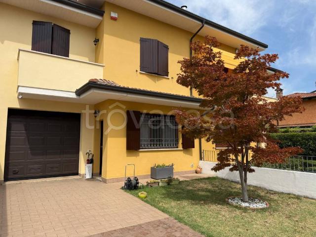 Villa a schiera in vendita a Curtatone via Sandro Pertini