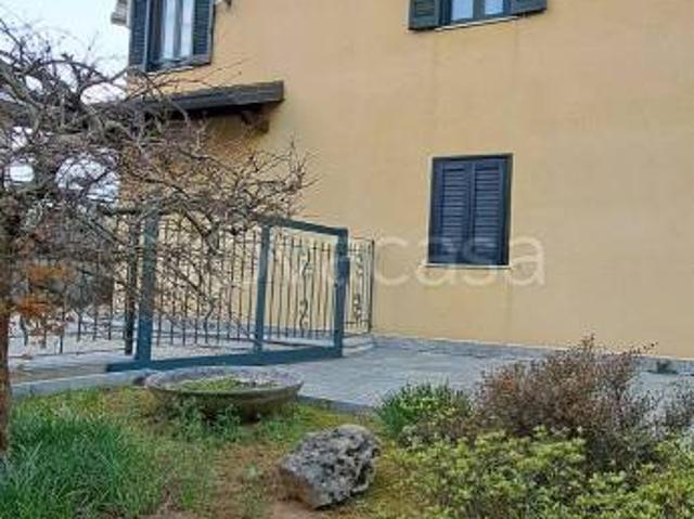 Villa a schiera in vendita a Cairate via Giuseppe Garibaldi