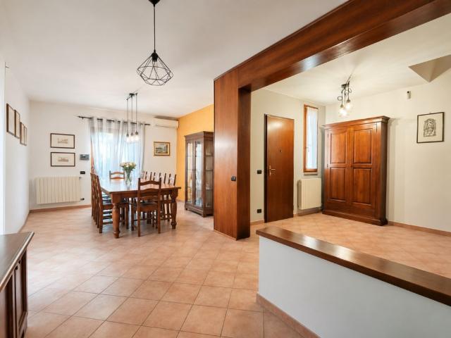 Villa a schiera in vendita a Calci, La Corte