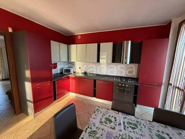Villa a schiera in vendita a Calvenzano via Adua