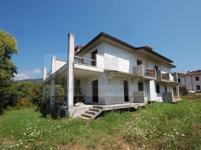 Villa a schiera in vendita a Camaiore