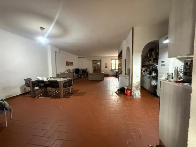 Villa a schiera in vendita a Campi Bisenzio via Cetino