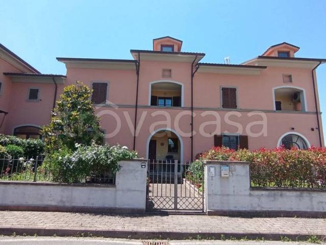 Villa a schiera in vendita a Camucia, Cortona