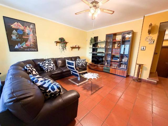 Villa a schiera in vendita a Canneto sull'Oglio