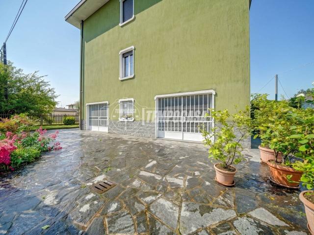 Villa a schiera in vendita a Cassano Magnago