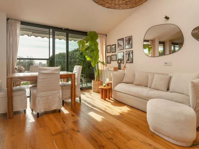 VILLA A SCHIERA in VENDITA a CASTIGLIONE DELLA PESCAIA PADULINE di 3 vani