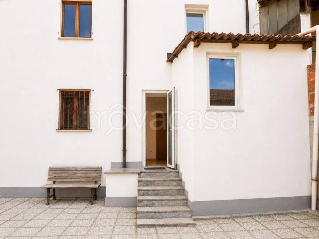 Villa a schiera in vendita a Caresana corso Roma, 85