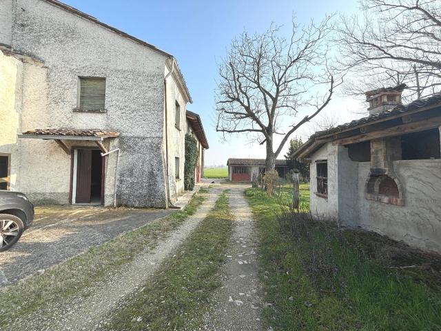 Villa a schiera in vendita a Carpaneto Piacentino