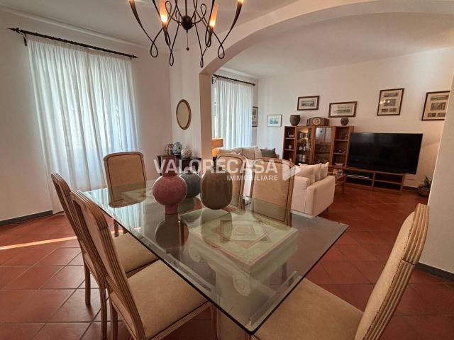 Villa a schiera in vendita a Carrara