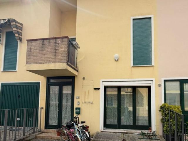 Villa a schiera in vendita a Cavarzere via mazzini 21/h