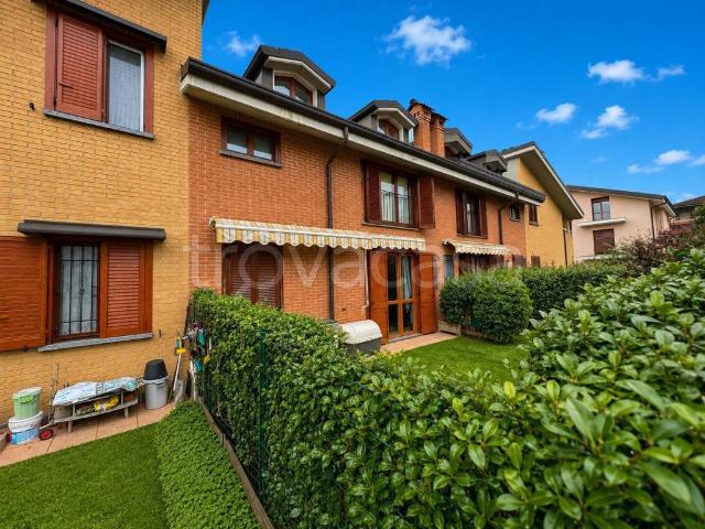 Villa a schiera in vendita a Cesate via Mantova, 2