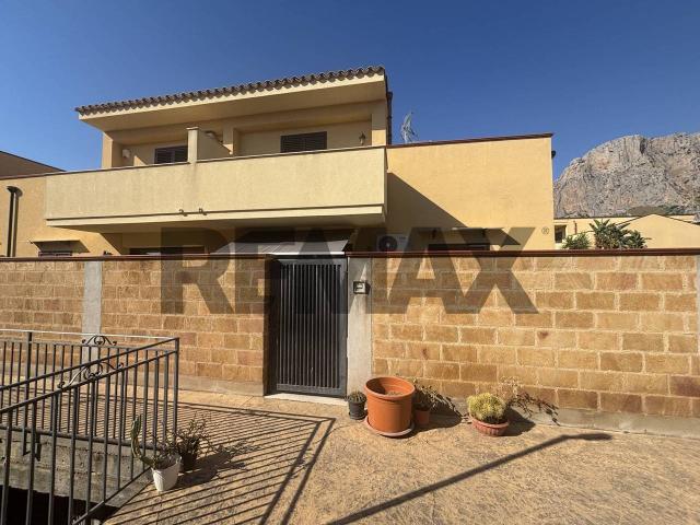 Villa a schiera in vendita a Cinisi