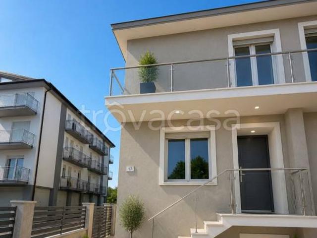 Villa a schiera in vendita a Colorno via filippina,17