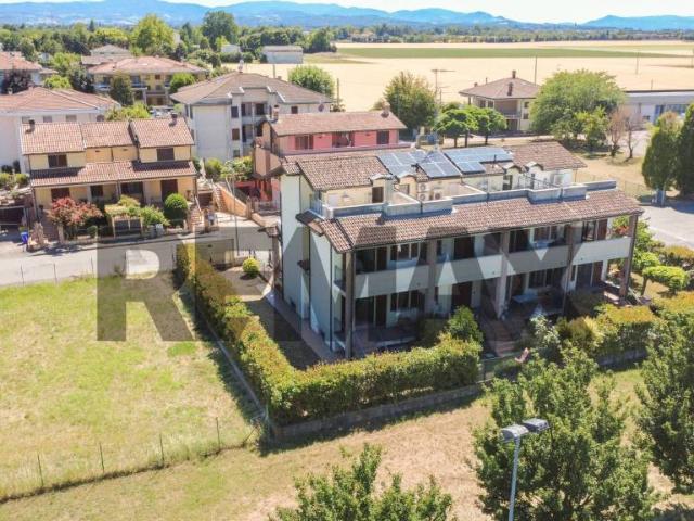 Villa a schiera in vendita a Collecchio via Massimo d'Antona, 8