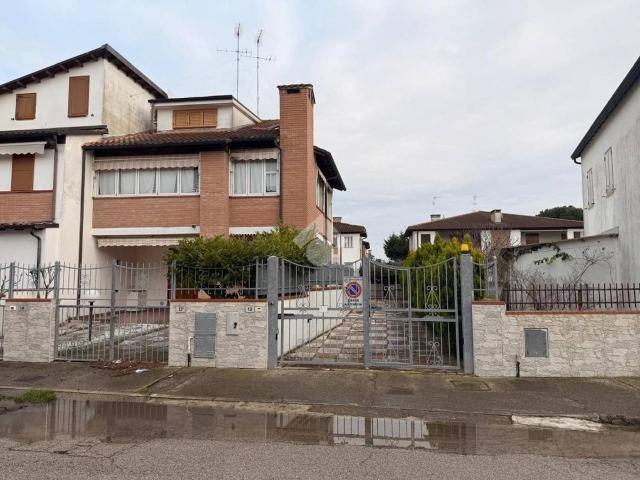Villa a schiera in vendita a Comacchio