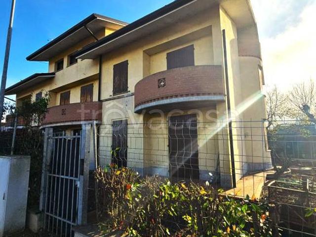 Villa a schiera in vendita a Correggioverde, Dosolo