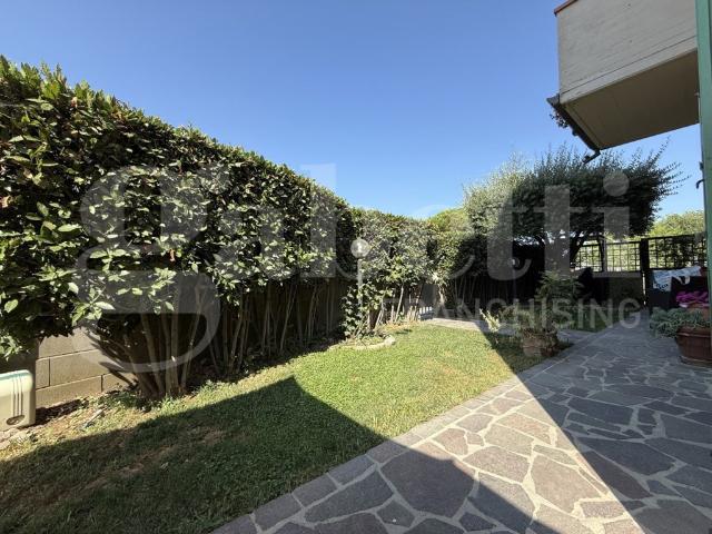Villa a schiera in vendita a Crespina Lorenzana