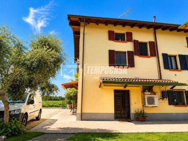 Villa a schiera in vendita a Crevalcore