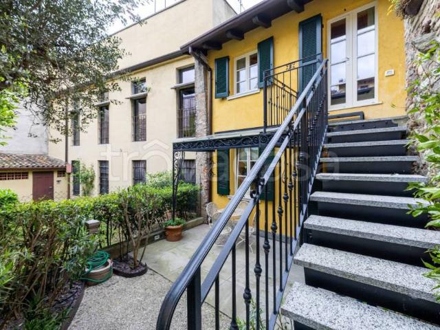 Villa a schiera in vendita a Desenzano del Garda, Desenzano del Garda