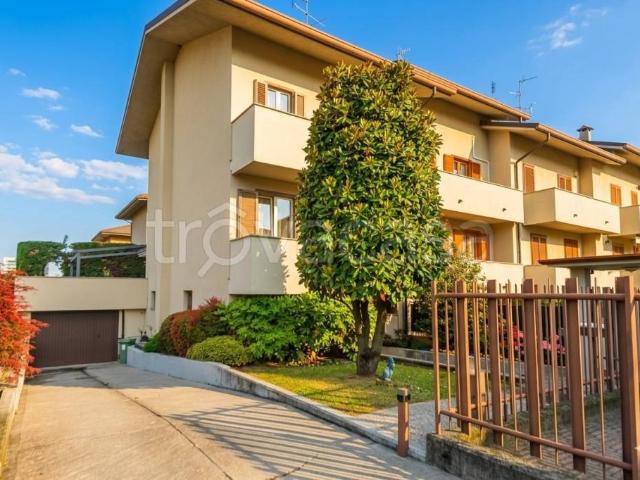 Villa a schiera in vendita a Desio via dei Mariani, 6