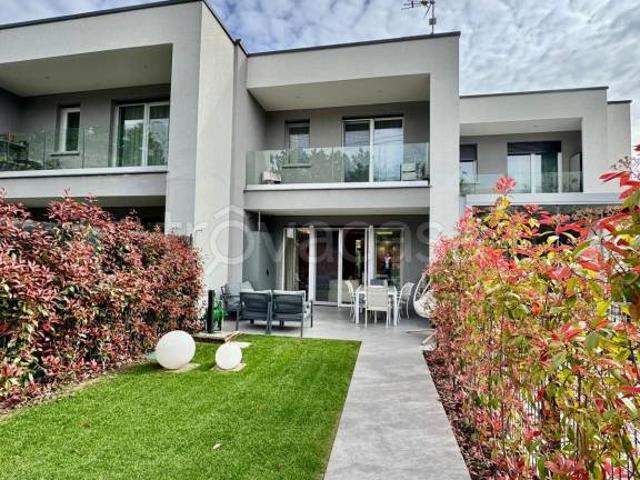 Villa a schiera in vendita a Desio via Dolomiti, 86