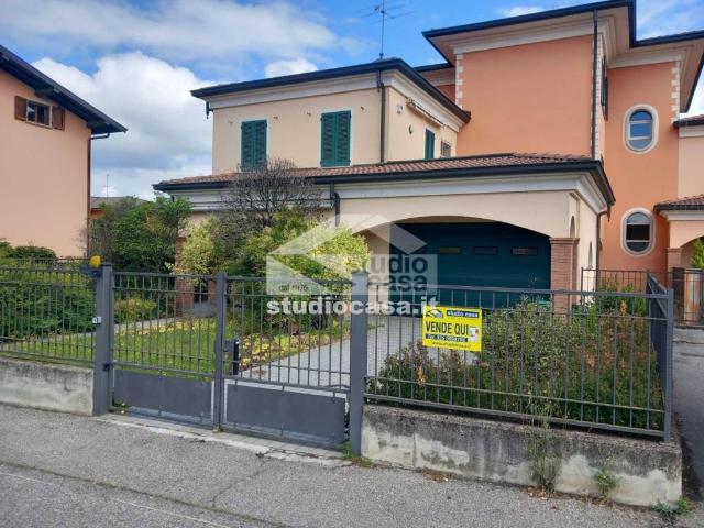Villa a schiera in vendita a Dovera via Palestro