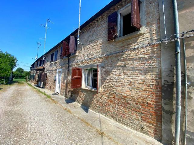 Villa a schiera in vendita a Ferrara via Acquedotto, 163, Francolino
