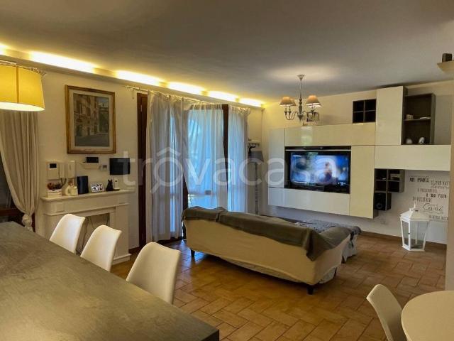 Villa a schiera in vendita a Fiumicino via Italo Raulich, Aranova
