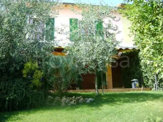 Villa a schiera in vendita a Formello, Le Rughe