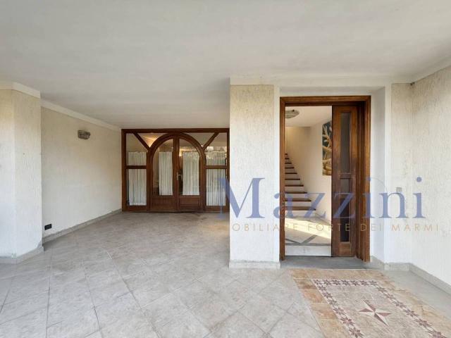 Villa a schiera in vendita a Forte Dei Marmi