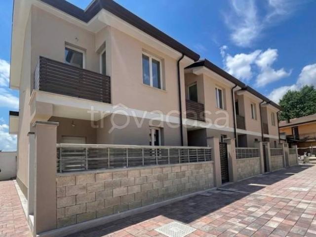 Villa a schiera in vendita a Frosinone via Marittima, 350