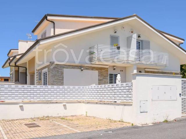 Villa a schiera in vendita a Guidonia Montecelio via Subiaco
