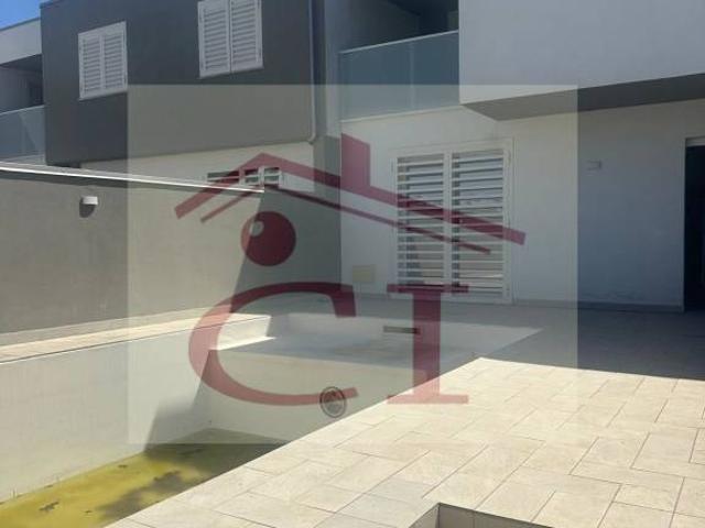 Villa a schiera in vendita a Lusciano via delle Margherite, 32