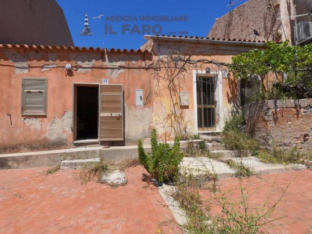 Villa a schiera in vendita a La Maddalena via Maggior Leggero