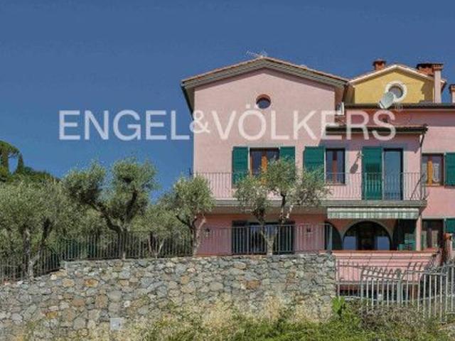 Villa a schiera in vendita a La Spezia