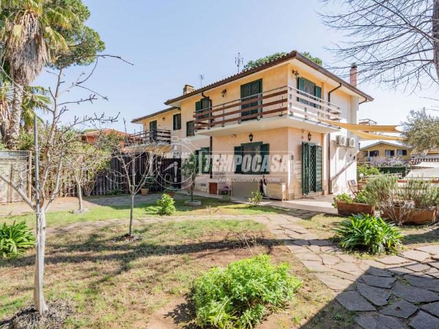 Villa a schiera in vendita a Ladispoli
