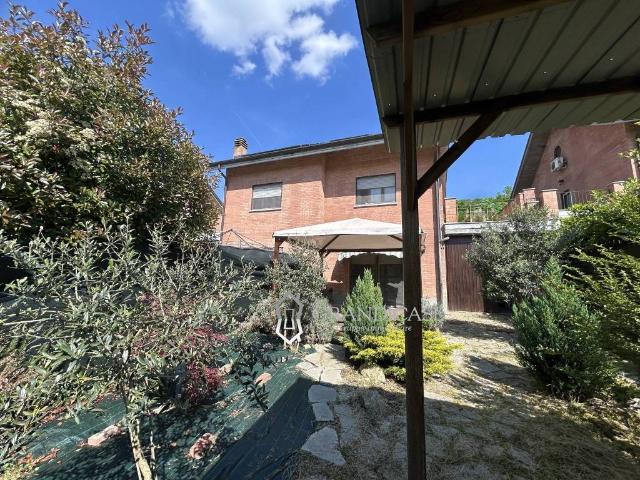 Villa a schiera in vendita a Lauriano strada del Valasso, 16