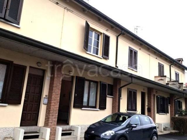 Villa a schiera in vendita a Lesmo via Giuseppe Verdi, 9
