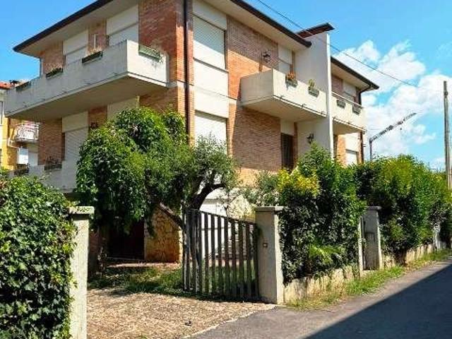 Villa a schiera in vendita a Lido di Camaiore, Camaiore
